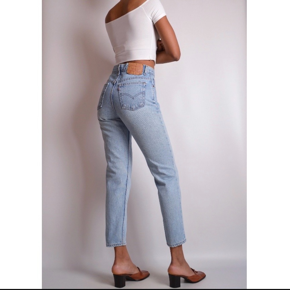 VINTAGE Levi’s 512 Tapered Leg jean